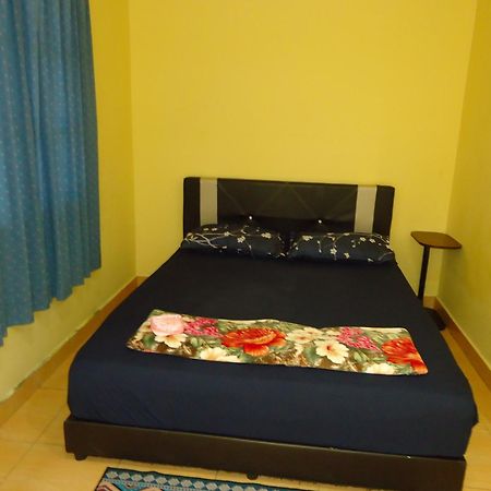 D'Pinggir Guest Room Kuala Tahan Exteriör bild