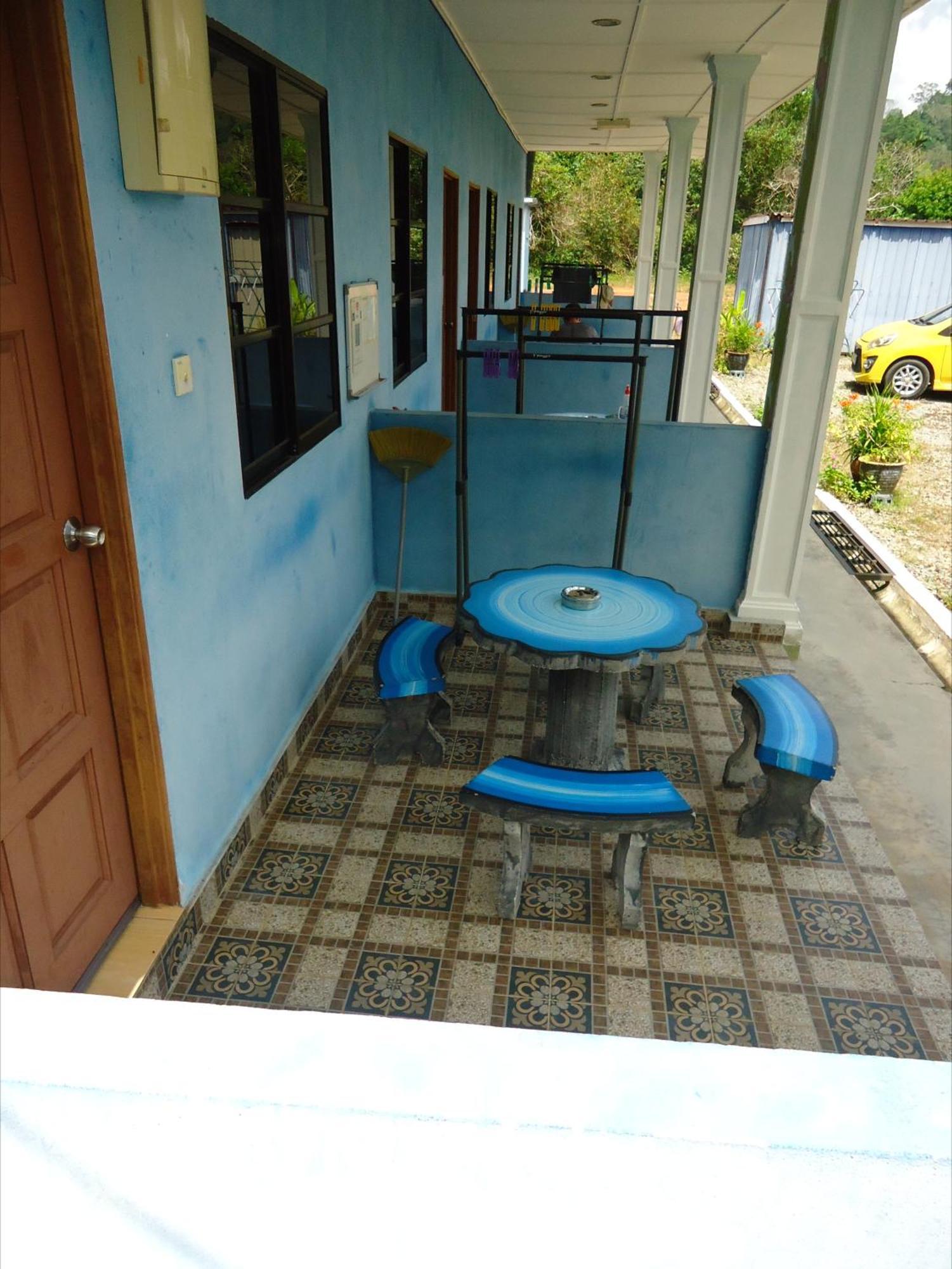 D'Pinggir Guest Room Kuala Tahan Exteriör bild