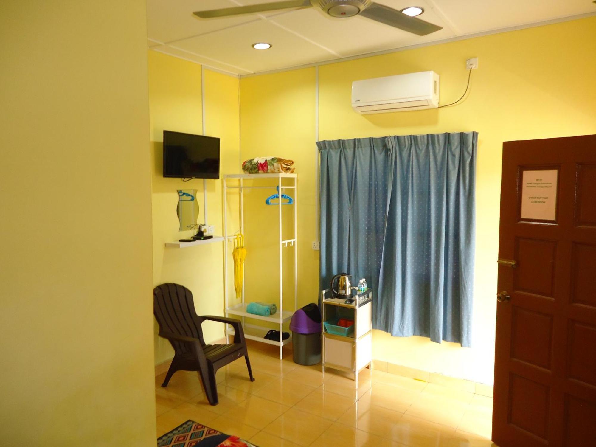 D'Pinggir Guest Room Kuala Tahan Exteriör bild